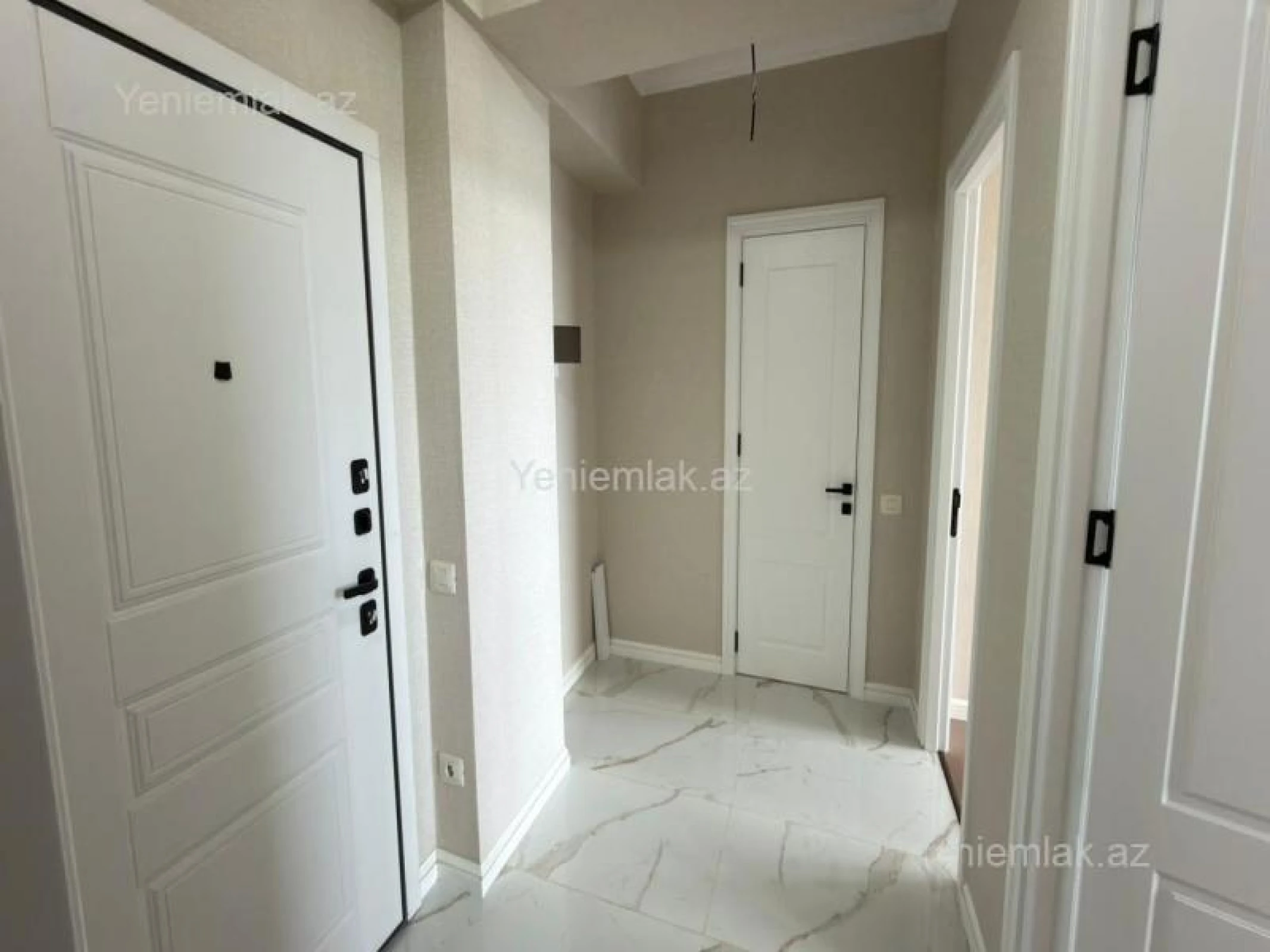 Satılır 3 otaqlı yeni tikili 72 m²