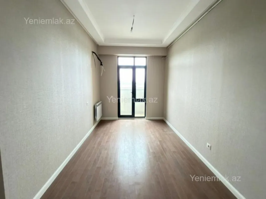 Satılır 3 otaqlı yeni tikili 72 m²