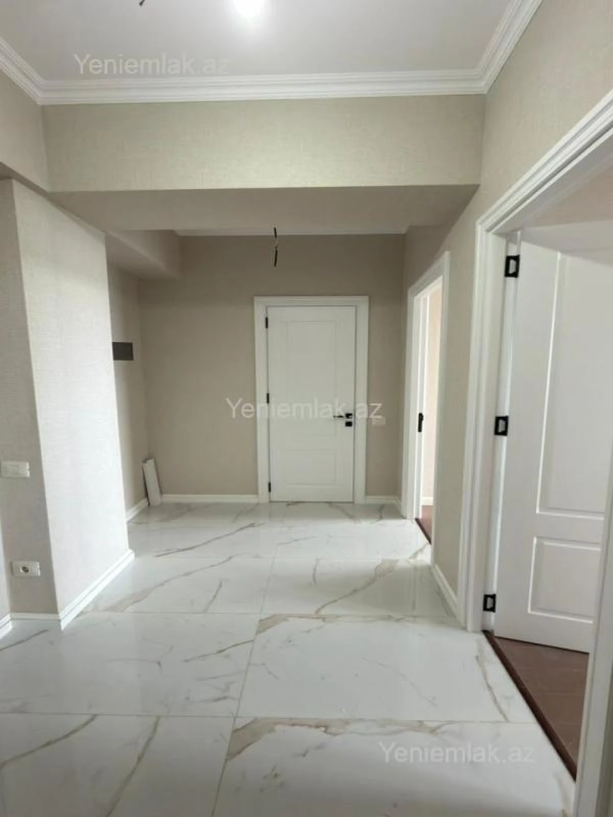 Satılır 3 otaqlı yeni tikili 72 m²