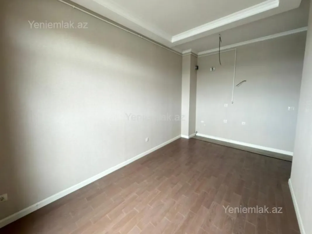 Satılır 3 otaqlı yeni tikili 72 m²
