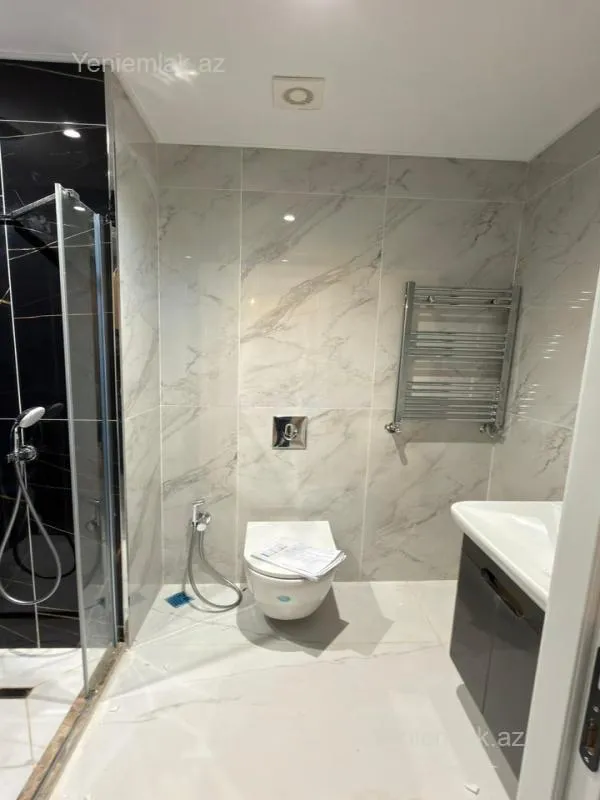 Satılır 3 otaqlı yeni tikili 72 m²