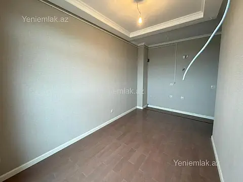 Satılır 3 otaqlı yeni tikili 72 m²