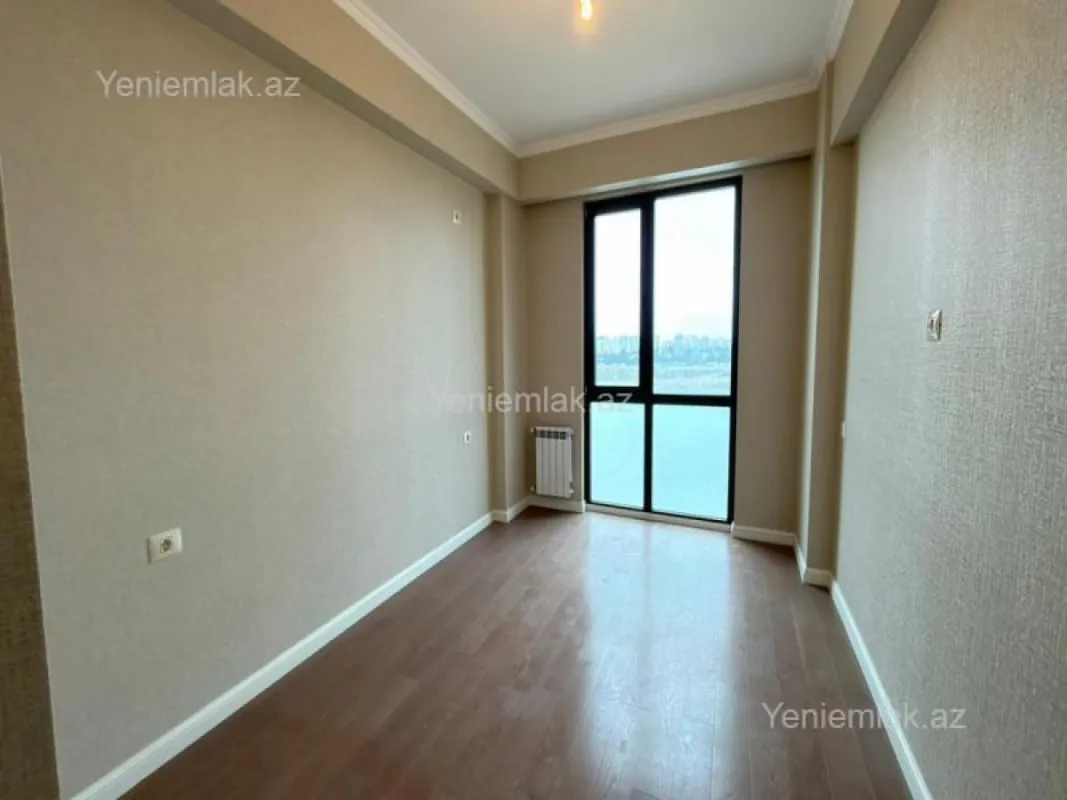 Satılır 3 otaqlı yeni tikili 72 m²