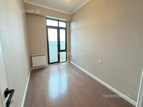 Satılır 3 otaqlı yeni tikili 72 m²
