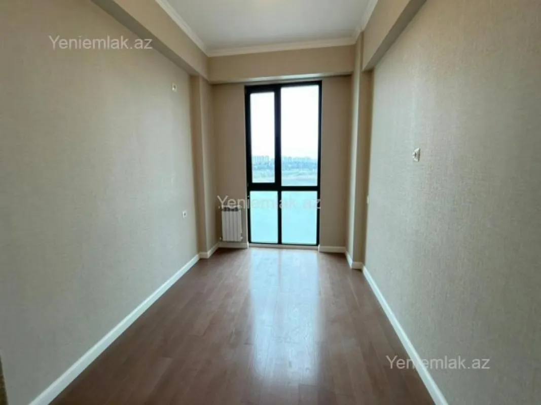 Satılır 3 otaqlı yeni tikili 72 m²