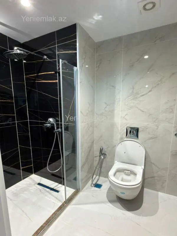 Satılır 3 otaqlı yeni tikili 72 m²