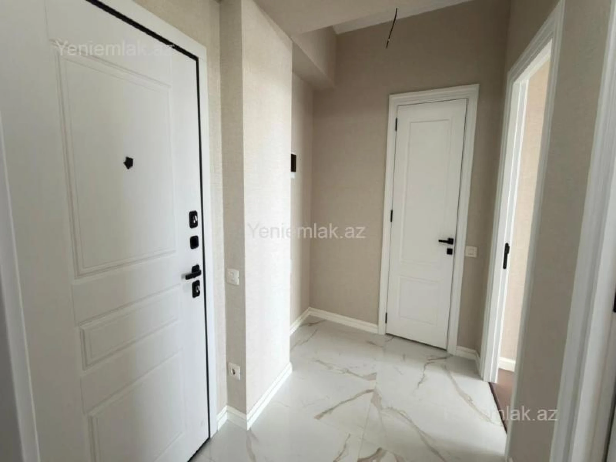 Satılır 3 otaqlı yeni tikili 72 m²