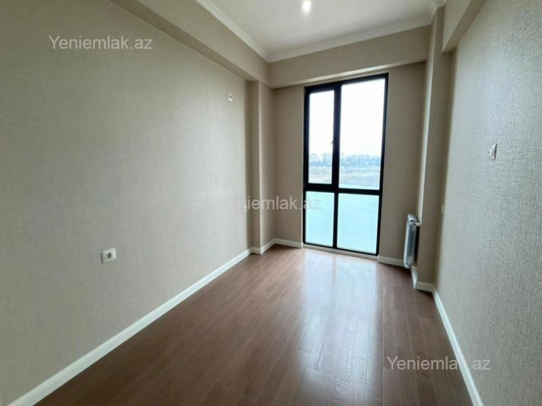 Satılır 3 otaqlı yeni tikili 72 m²