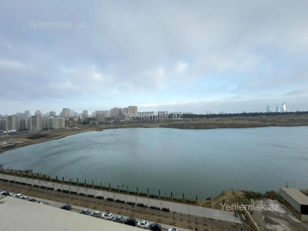 Satılır 3 otaqlı yeni tikili 72 m²