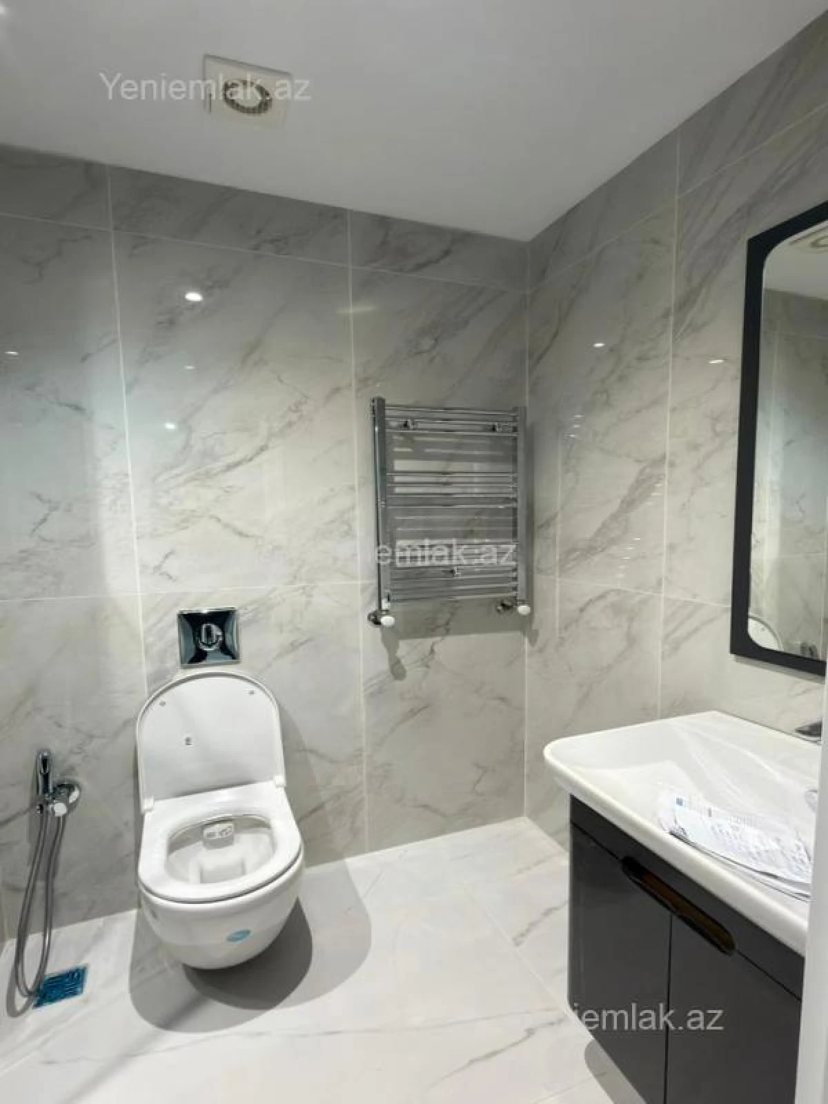 Satılır 3 otaqlı yeni tikili 72 m²