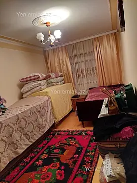 Satılır 3 otaqlı köhnə tikili 80 m²