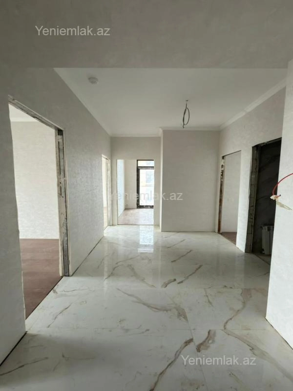 Satılır 4 otaqlı yeni tikili 104 m²