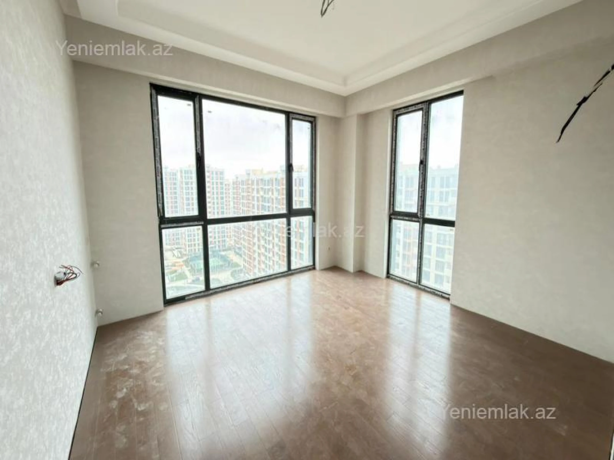 Satılır 4 otaqlı yeni tikili 104 m²