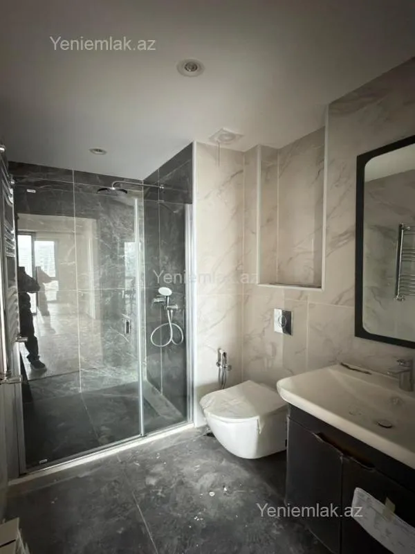 Satılır 4 otaqlı yeni tikili 104 m²