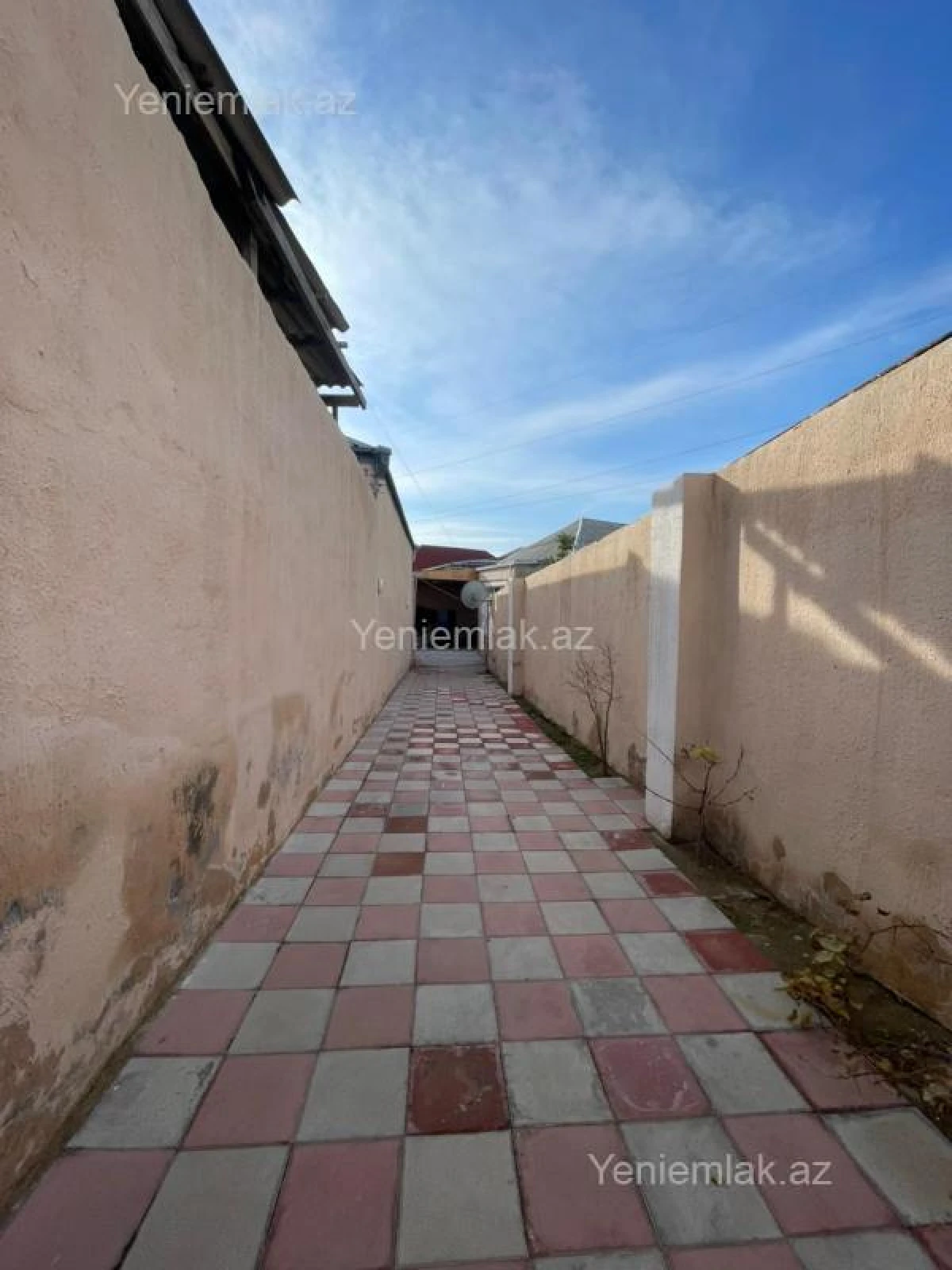Satılır 3 otaqlı həyət evi 77 m²