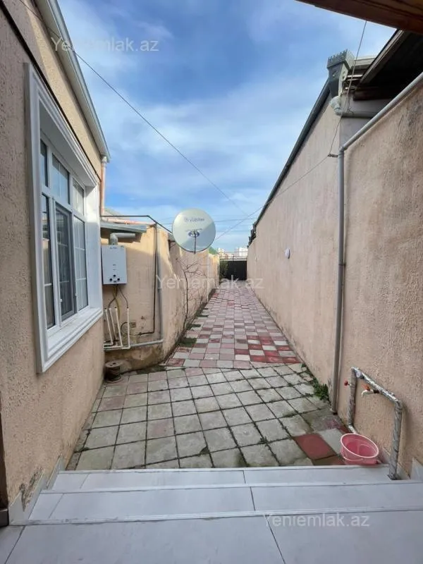 Satılır 3 otaqlı həyət evi 77 m²