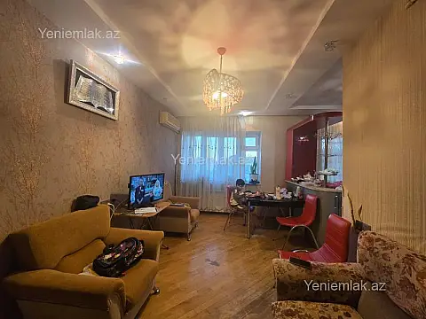Satılır 4 otaqlı köhnə tikili 85 m² — Sumqayıt, 3-cü mikrorayon 4 otaq 85.00 m²