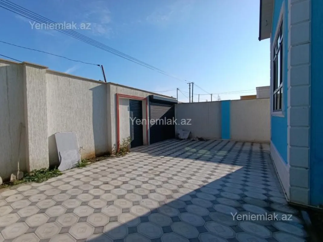 Satılır 4 otaqlı həyət evi 125 m²