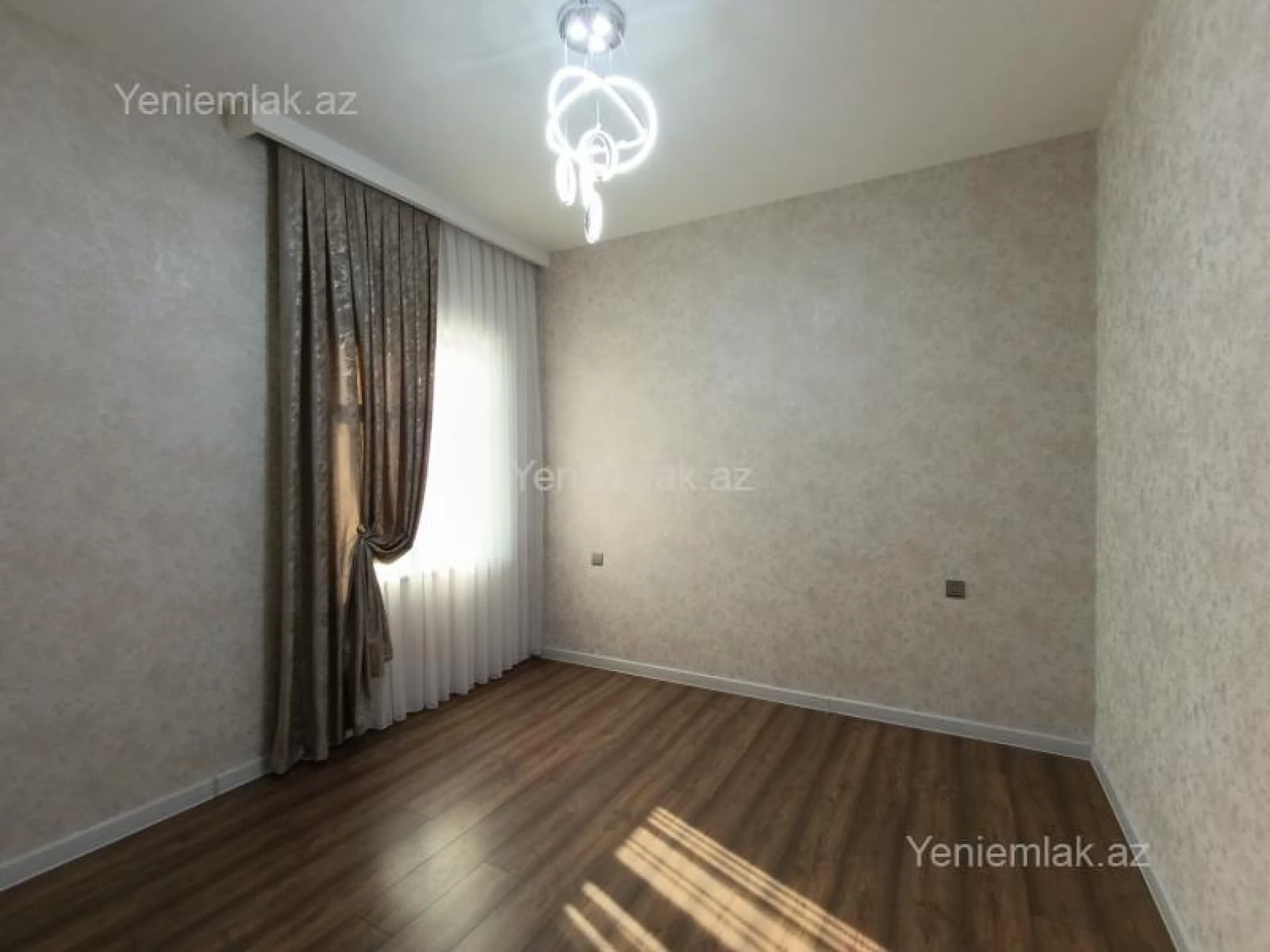 Satılır 4 otaqlı həyət evi 125 m²