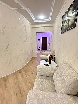 Satılır 3 otaqlı yeni tikili 130 m²