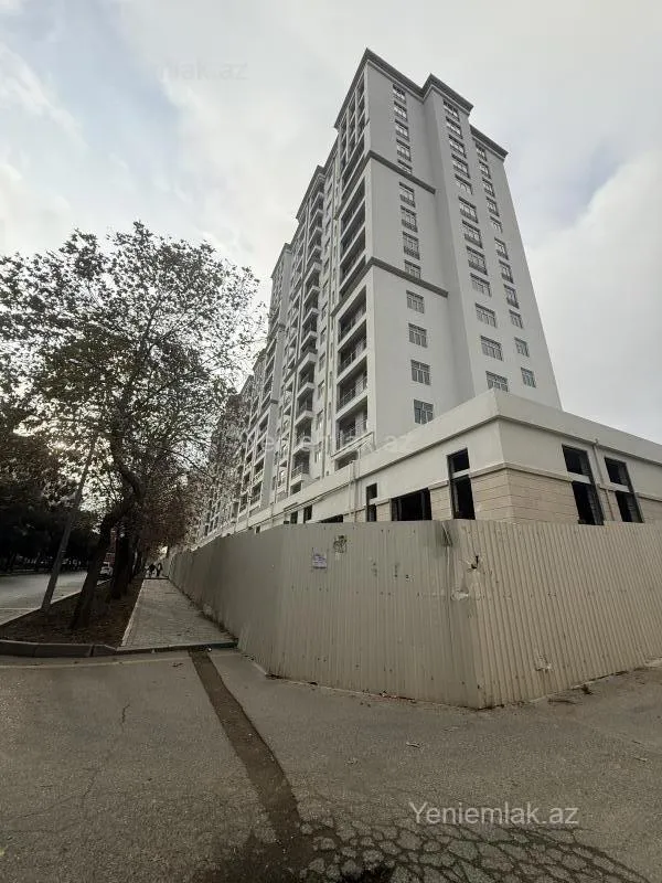 Satılır 3 otaqlı yeni tikili 137.73 m²
