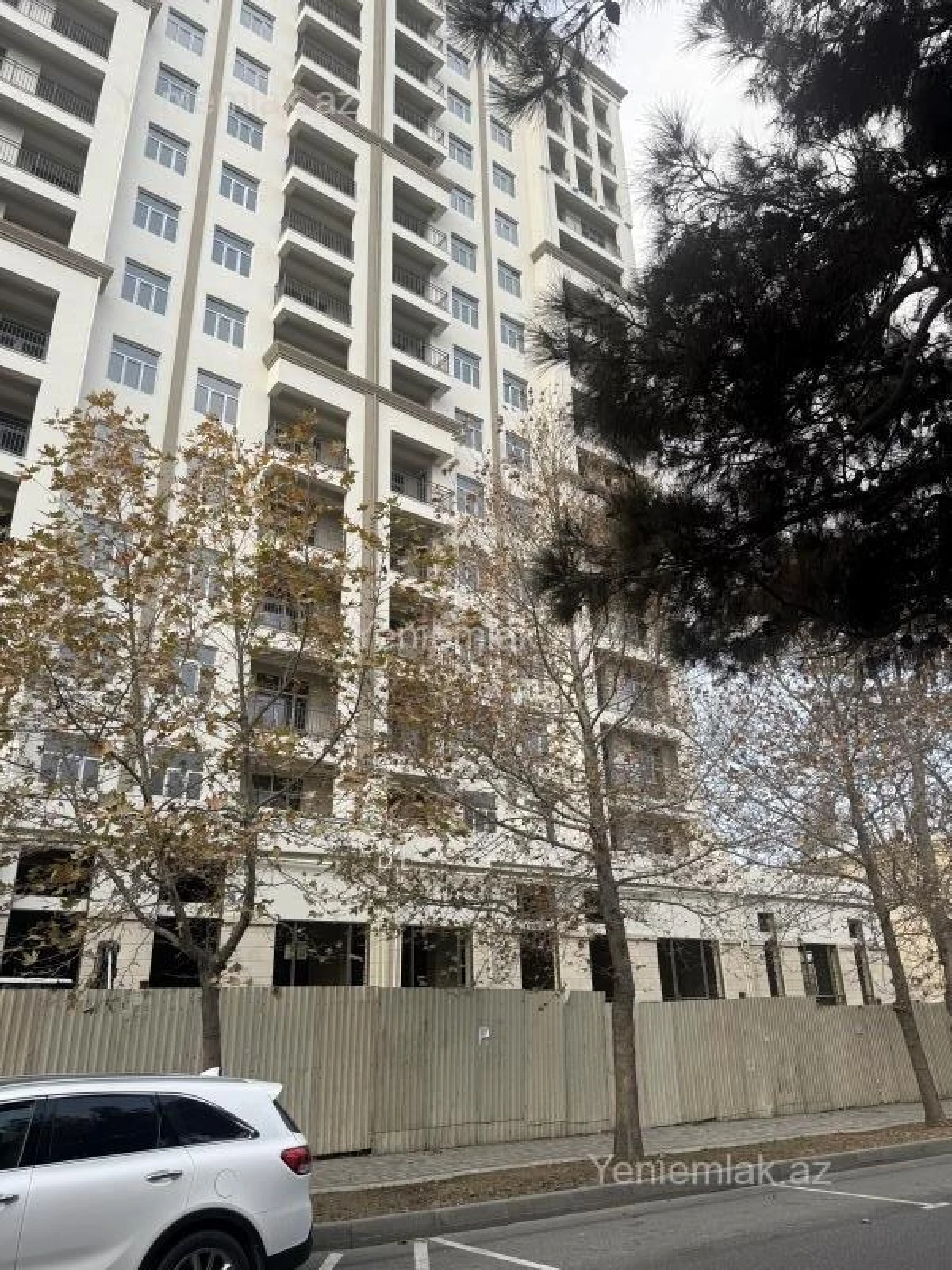Satılır 3 otaqlı yeni tikili 137.73 m²
