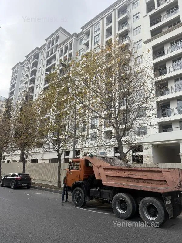 Satılır 3 otaqlı yeni tikili 137.73 m²
