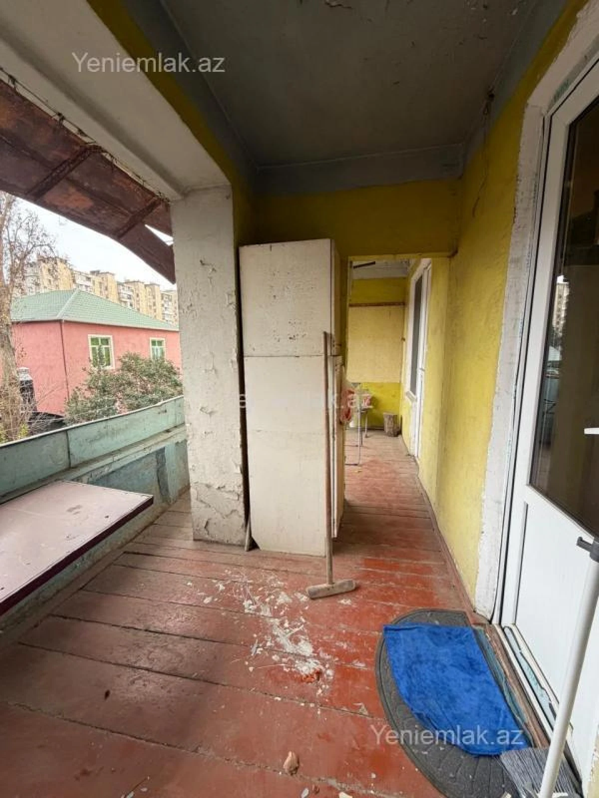 Satılır 5 otaqlı köhnə tikili 120 m²