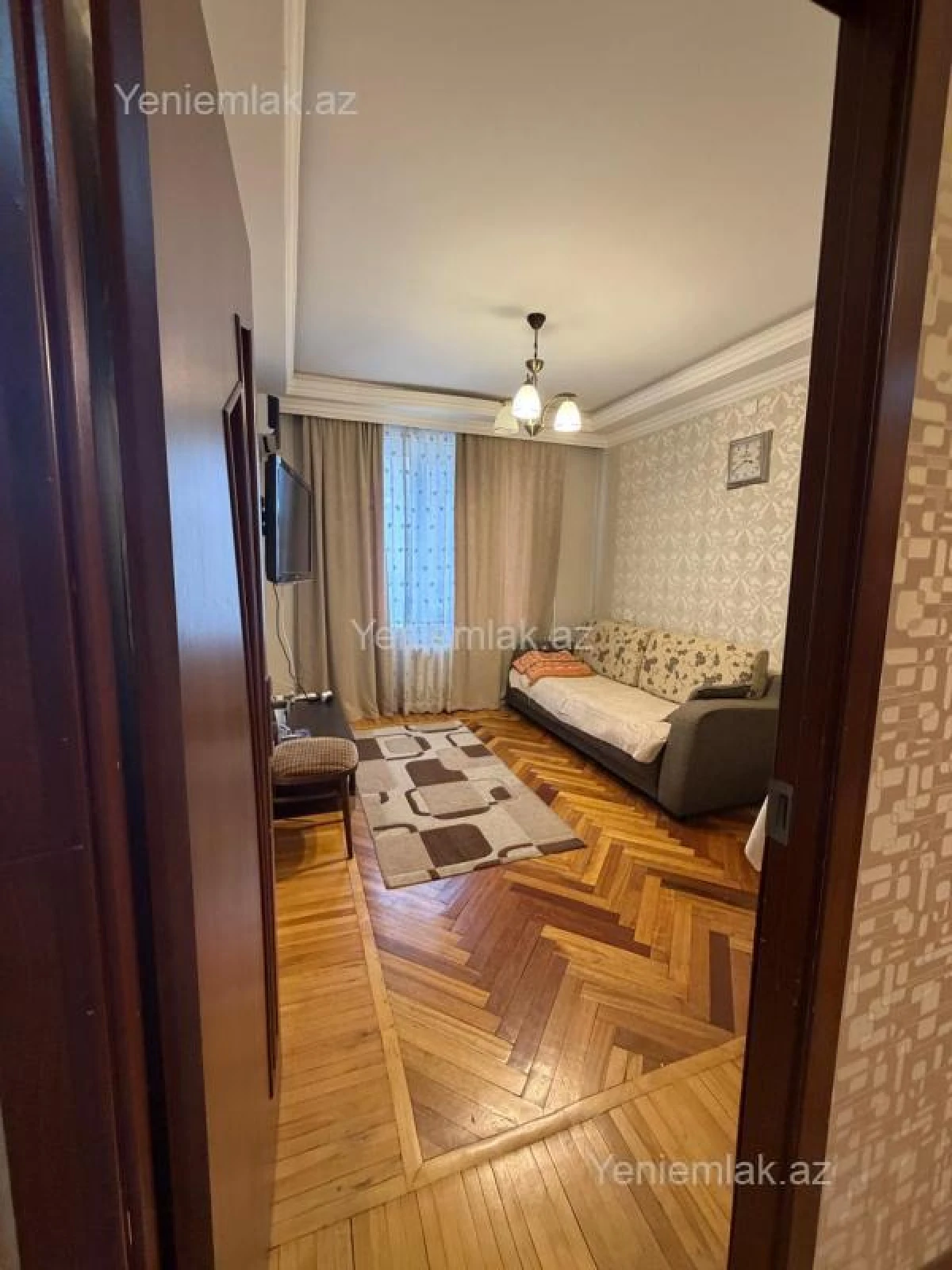 Satılır 5 otaqlı köhnə tikili 120 m²