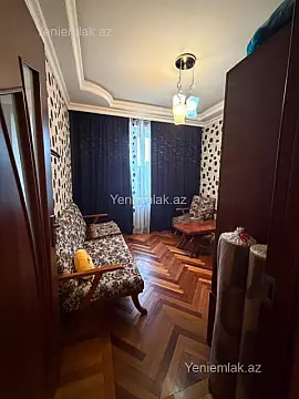 Satılır 5 otaqlı köhnə tikili 120 m²