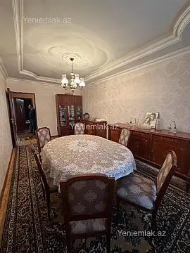 Satılır 5 otaqlı köhnə tikili 120 m²