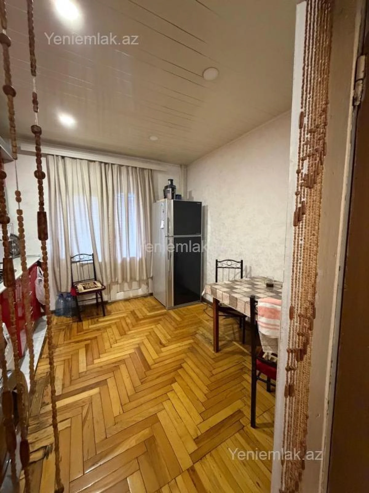 Satılır 5 otaqlı köhnə tikili 120 m²