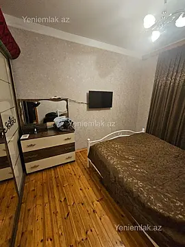 Satılır 3 otaqlı köhnə tikili 72 m²