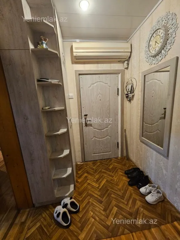 Satılır 3 otaqlı köhnə tikili 72 m²