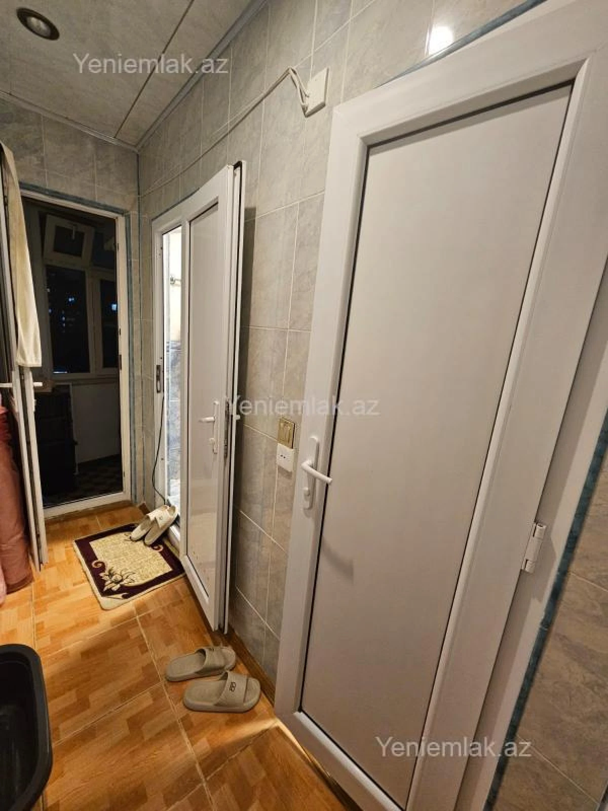 Satılır 3 otaqlı köhnə tikili 72 m²