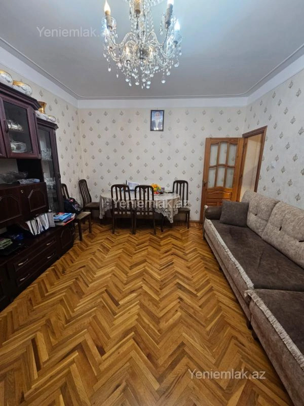 Satılır 3 otaqlı köhnə tikili 72 m²