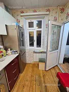 Satılır 3 otaqlı köhnə tikili 72 m²