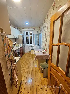 Satılır 3 otaqlı köhnə tikili 72 m²