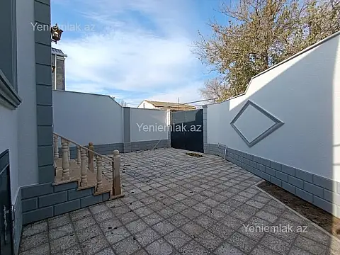 Satılır 4 otaqlı həyət evi 120 m²