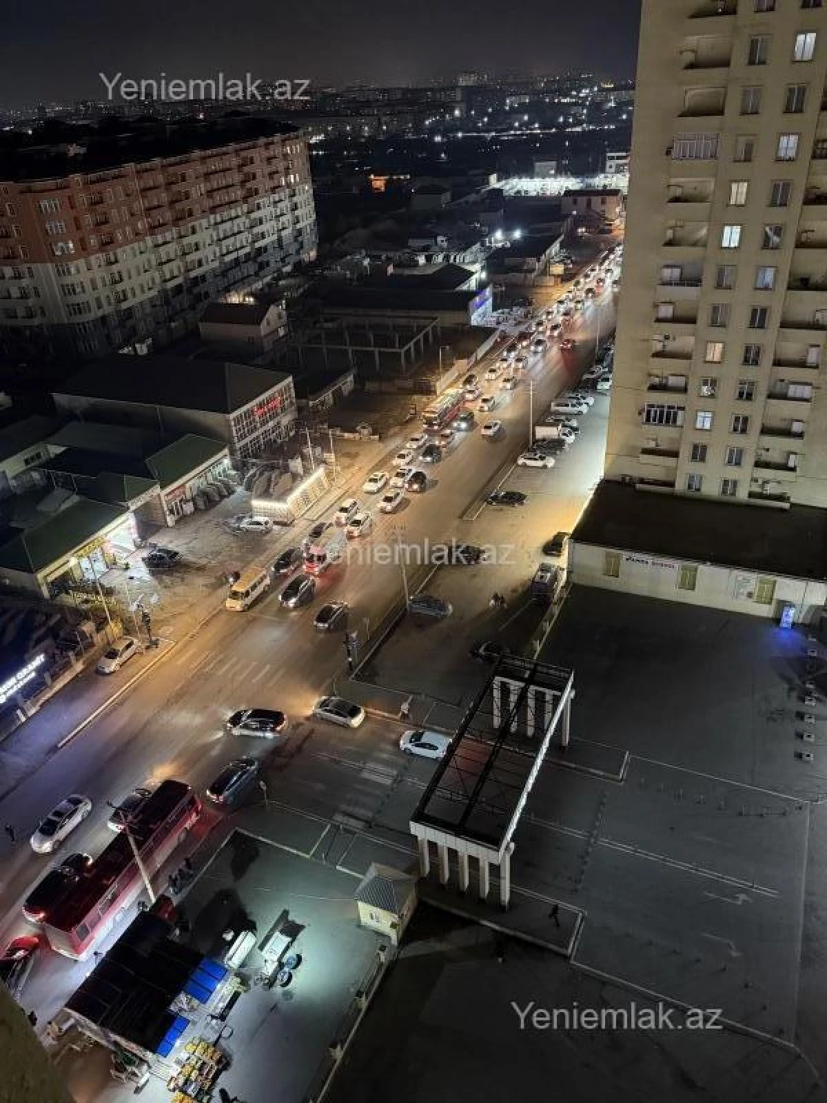 Satılır 3 otaqlı yeni tikili 132 m²