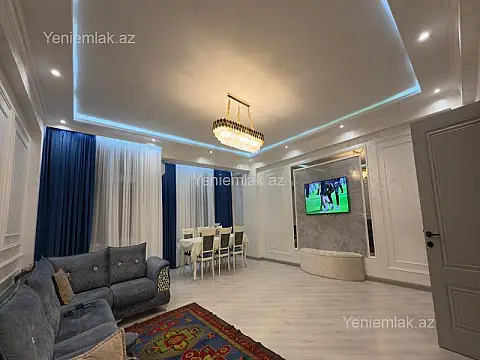 Satılır 3 otaqlı yeni tikili 132 m²