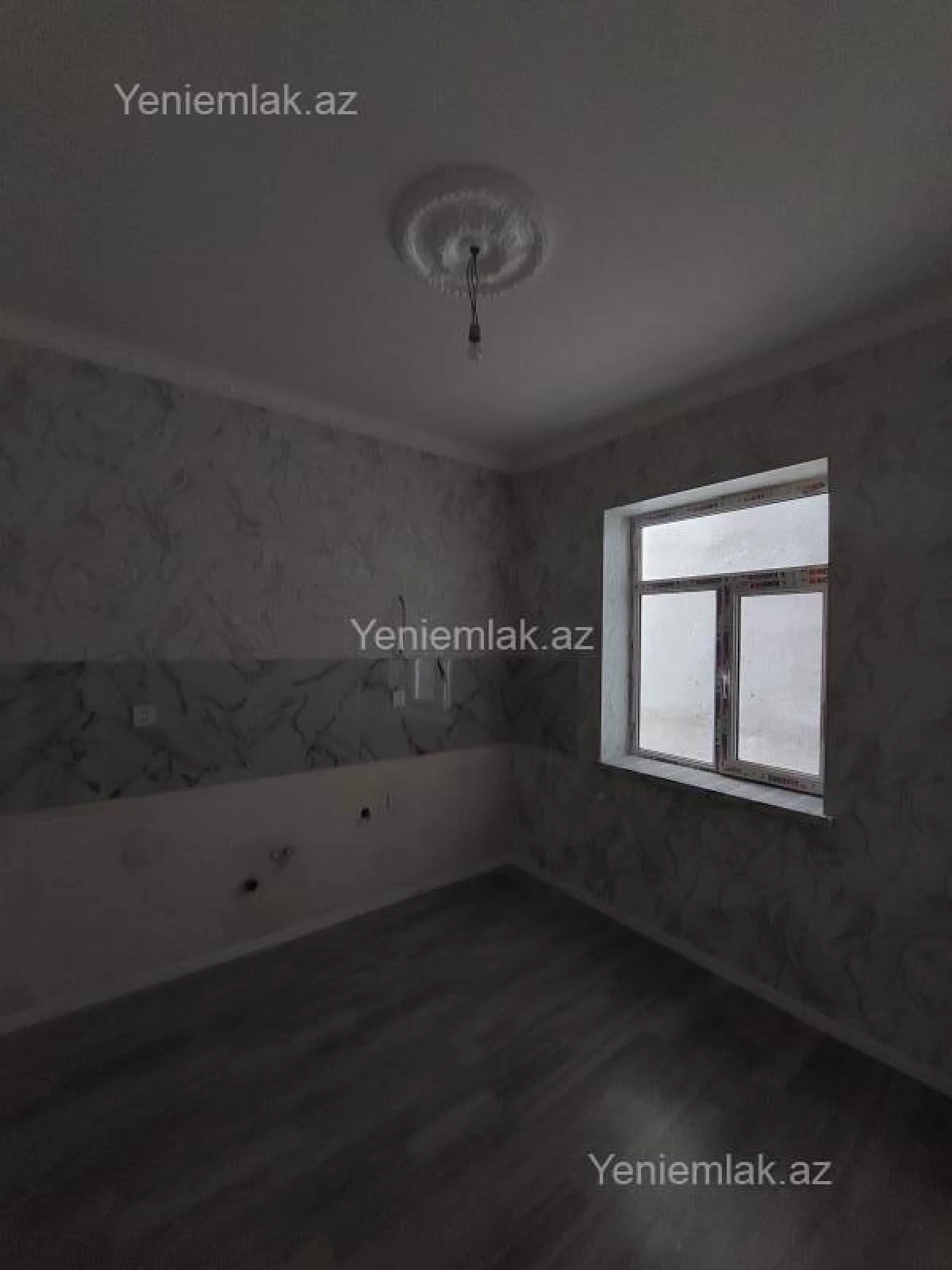Satılır 4 otaqlı həyət evi 120 m²