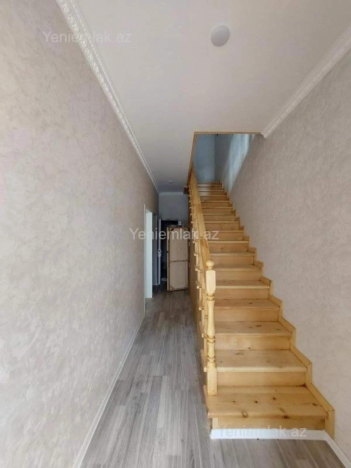 Satılır 4 otaqlı həyət evi 120 m²