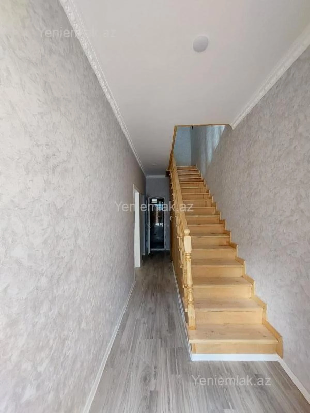 Satılır 4 otaqlı həyət evi 120 m²