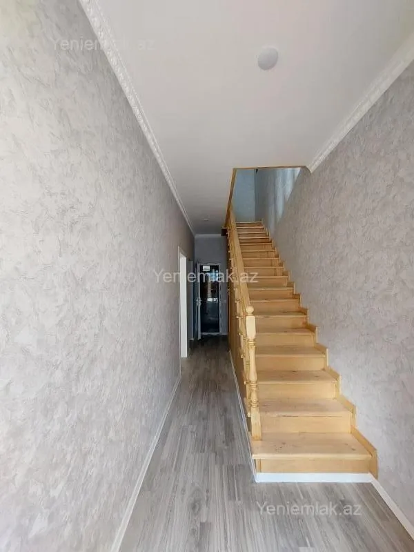 Satılır 4 otaqlı həyət evi 120 m²