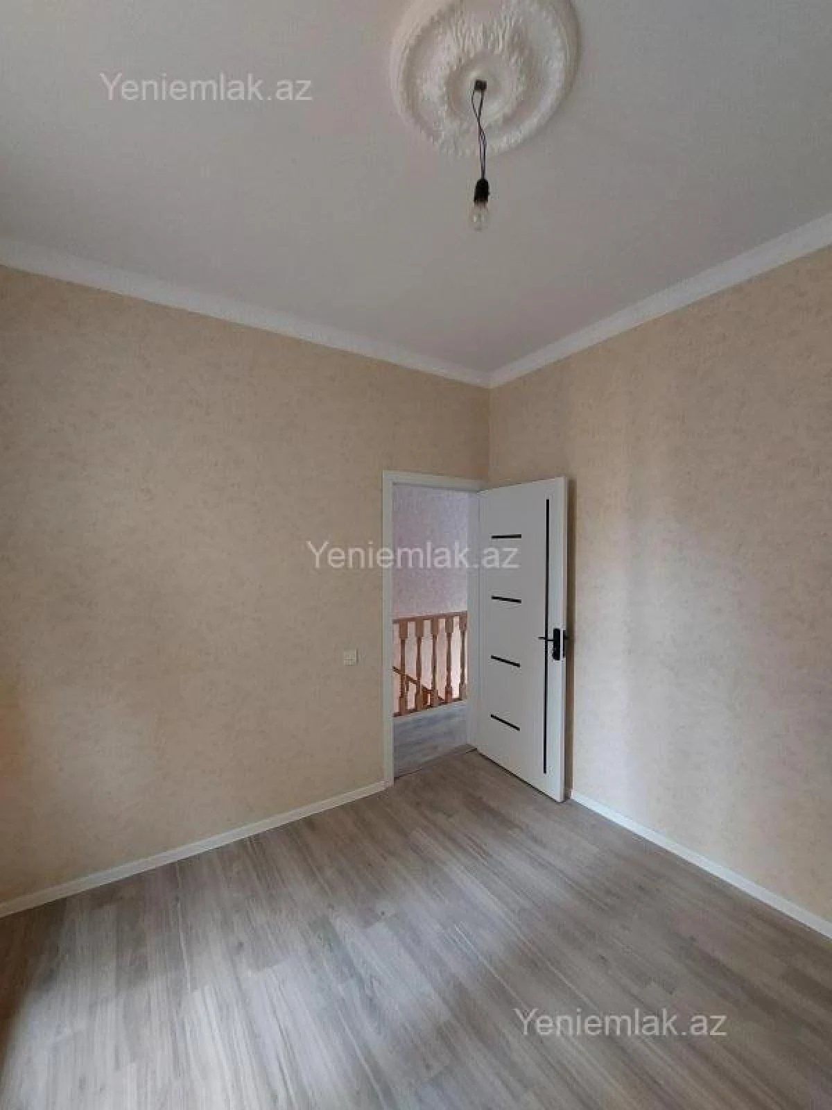 Satılır 4 otaqlı həyət evi 120 m²