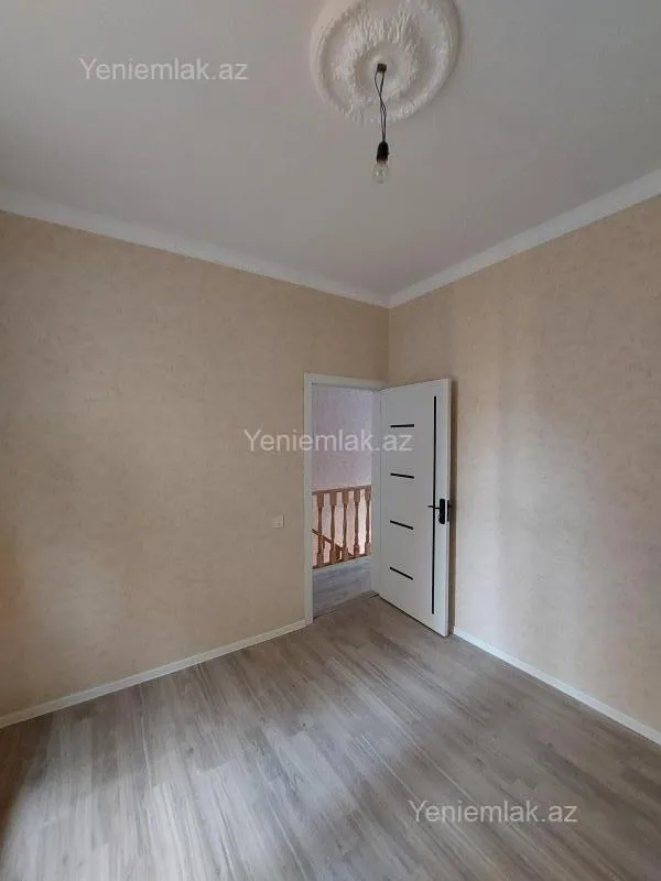 Satılır 4 otaqlı həyət evi 120 m²