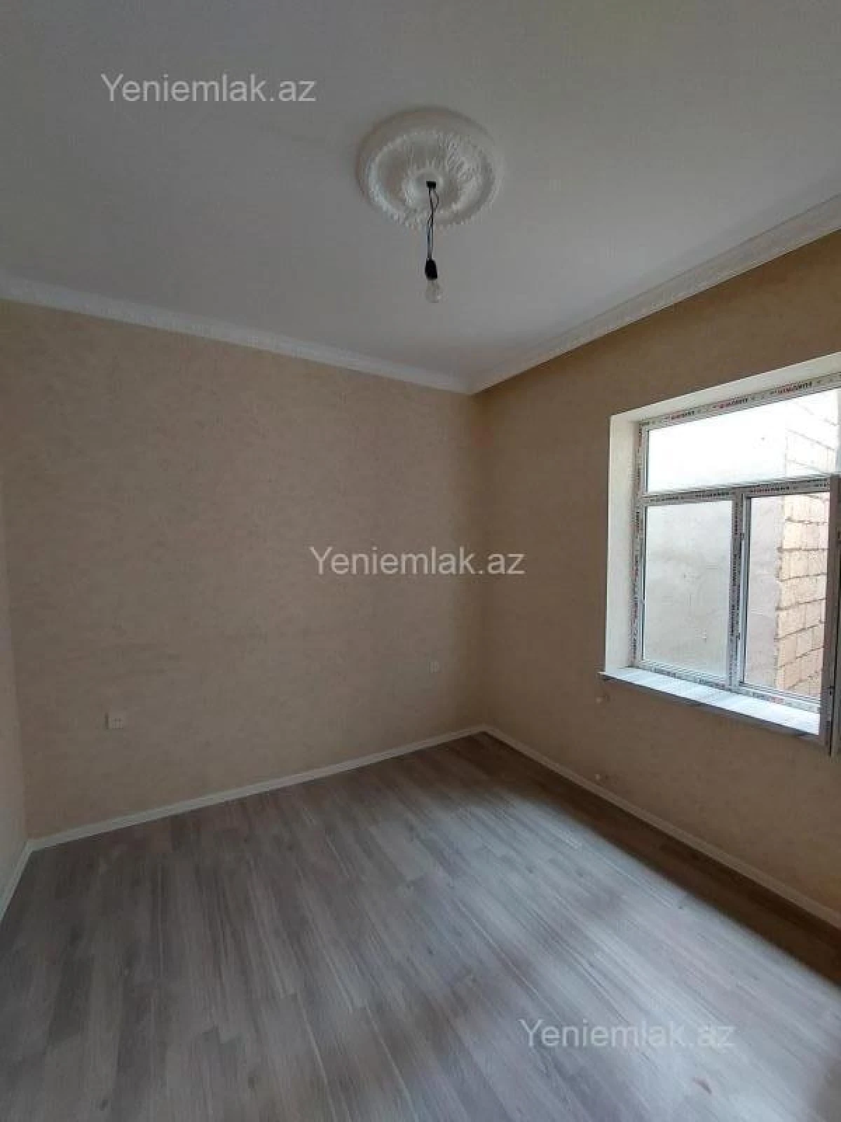 Satılır 4 otaqlı həyət evi 120 m²