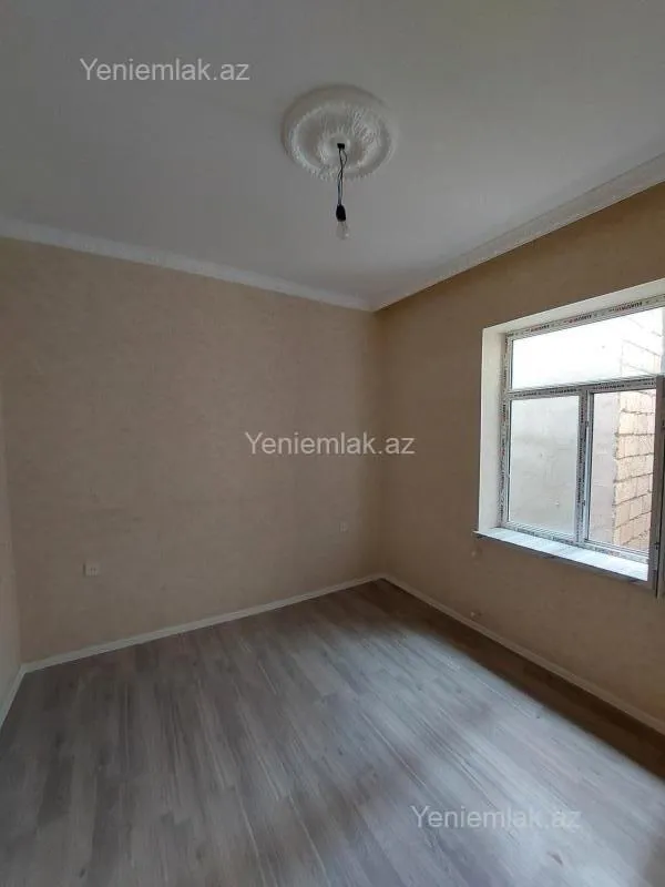 Satılır 4 otaqlı həyət evi 120 m²
