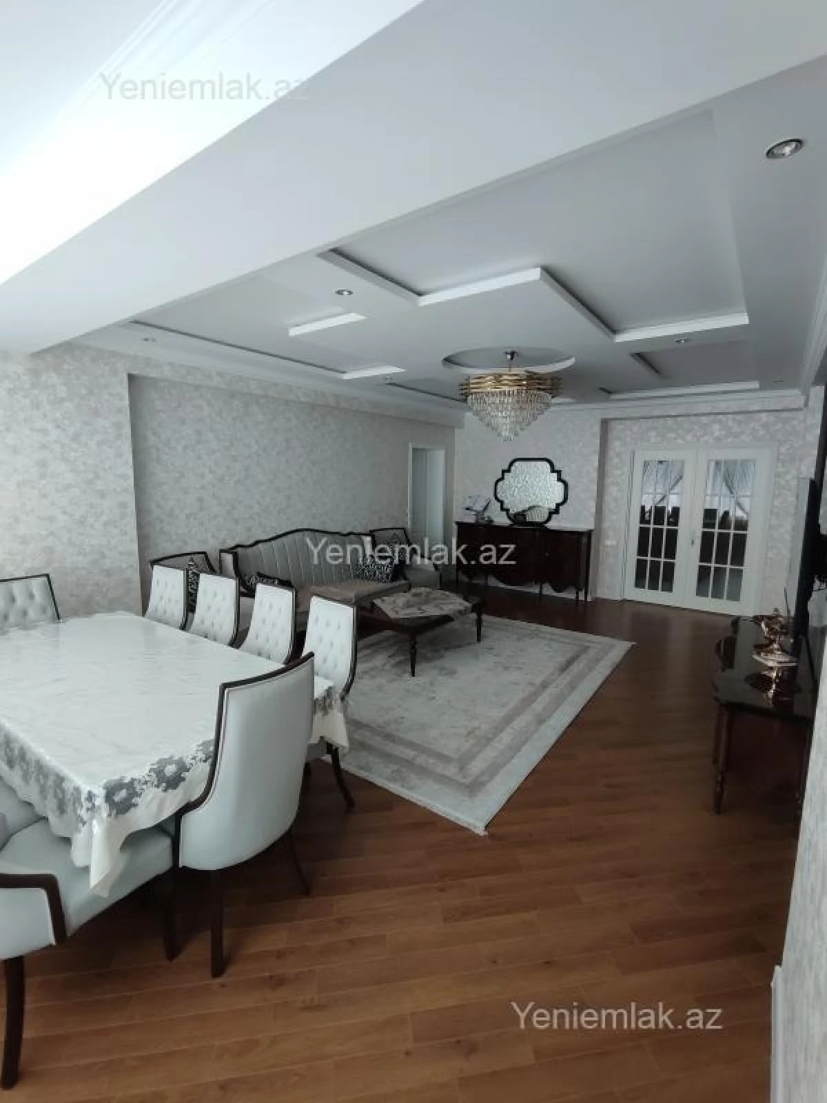 Satılır 3 otaqlı yeni tikili 120 m²